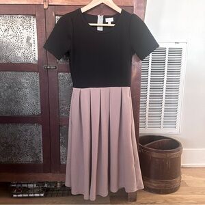 Lularoe Amelia Black and Tan Dress XS
